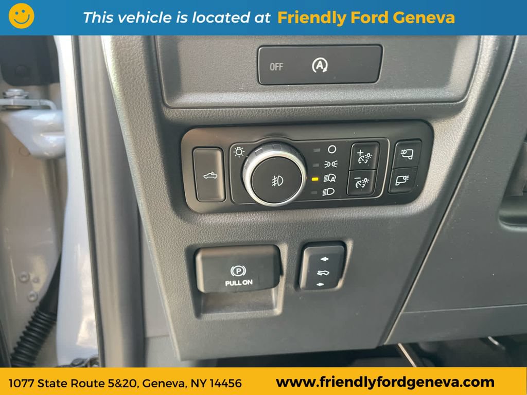 Certified 2025 Ford F150 Platinum w/ FX4 Off-Road Package AWD/4WD image 15