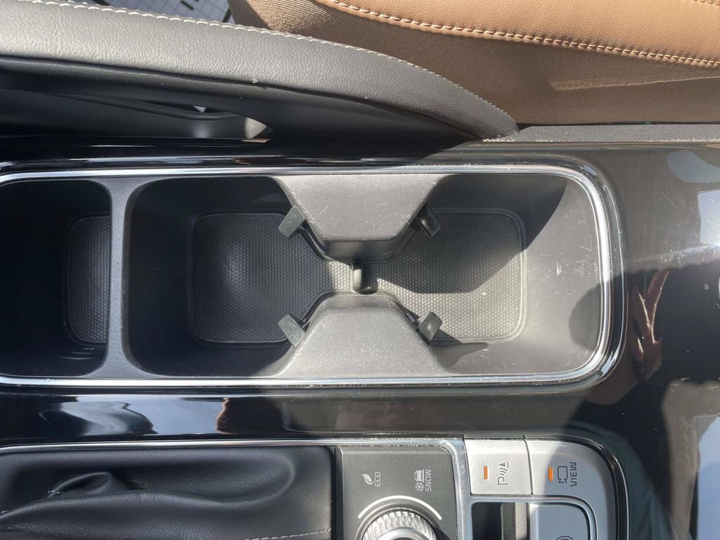 Used 2022 Kia Telluride SX w/ SX Prestige Package AWD/4WD image 18