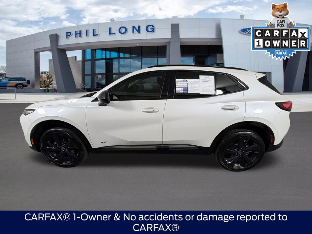 Used 2025 Buick Envision Sport Touring AWD/4WD image 2