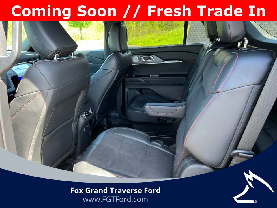 Certified 2025 Ford Explorer ST AWD/4WD image 5