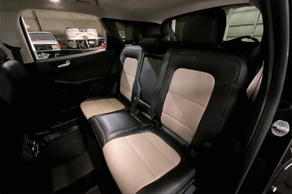 Certified 2021 Ford Escape Titanium w/ Titanium Elite Package image 25