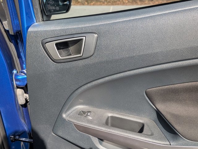Certified 2021 Ford EcoSport SE image 33