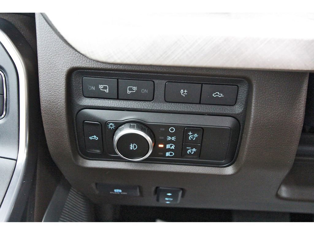 Certified 2024 Ford F250 King Ranch w/ Chrome Package AWD/4WD image 18