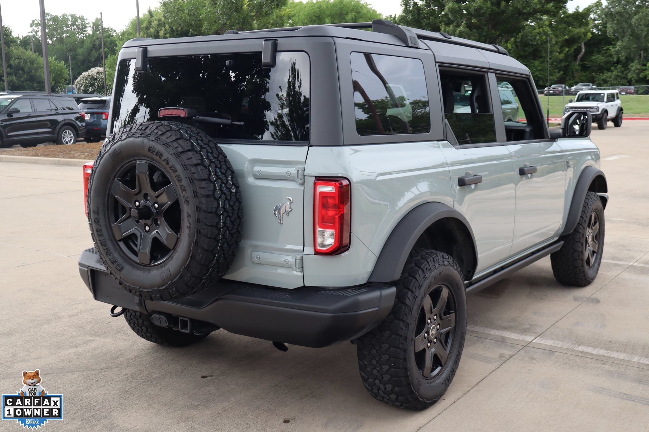 Certified 2022 Ford Bronco Black Diamond AWD/4WD image 3