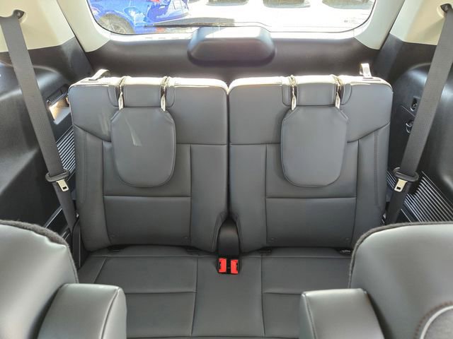 Certified 2025 Ford Explorer Active w/ Active Comfort Package AWD/4WD image 11