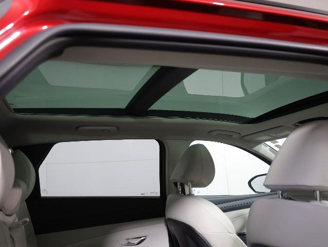 Used 2025 Hyundai Tucson Limited AWD/4WD image 31