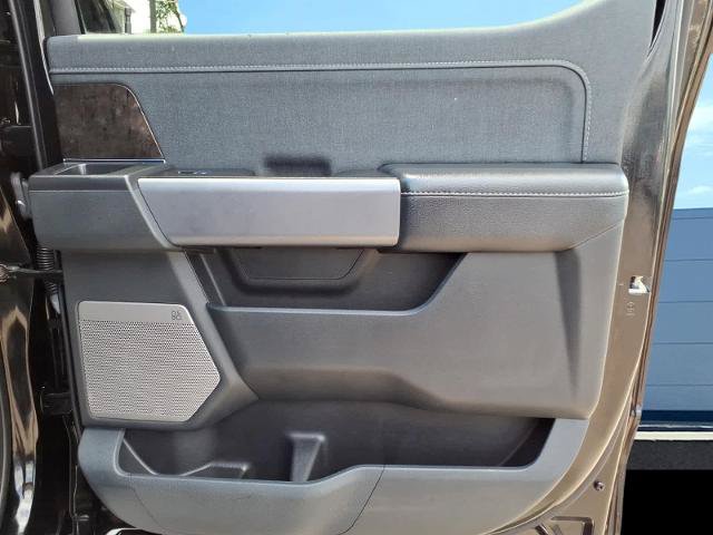 Certified 2022 Ford F150 Lariat w/ Max Trailer Tow Package AWD/4WD image 16