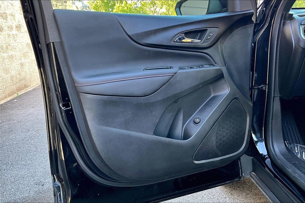 Used 2024 Chevrolet Equinox RS image 22