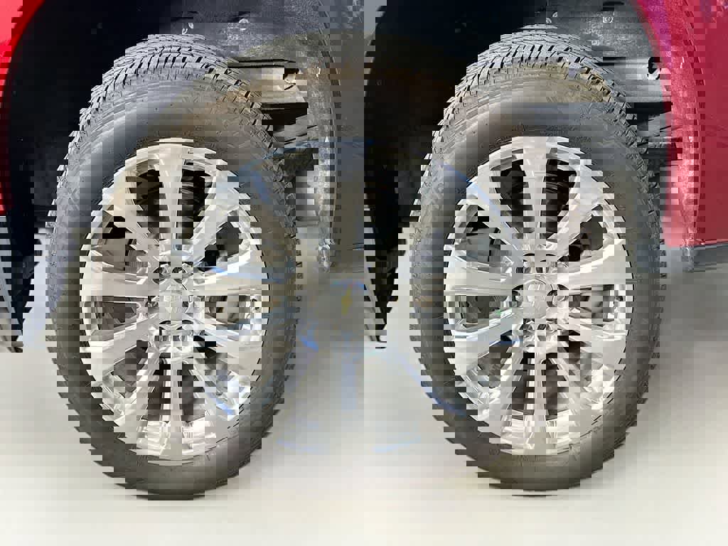 Used 2021 Chevrolet Silverado 1500 High Country w/ Technology Package image 11