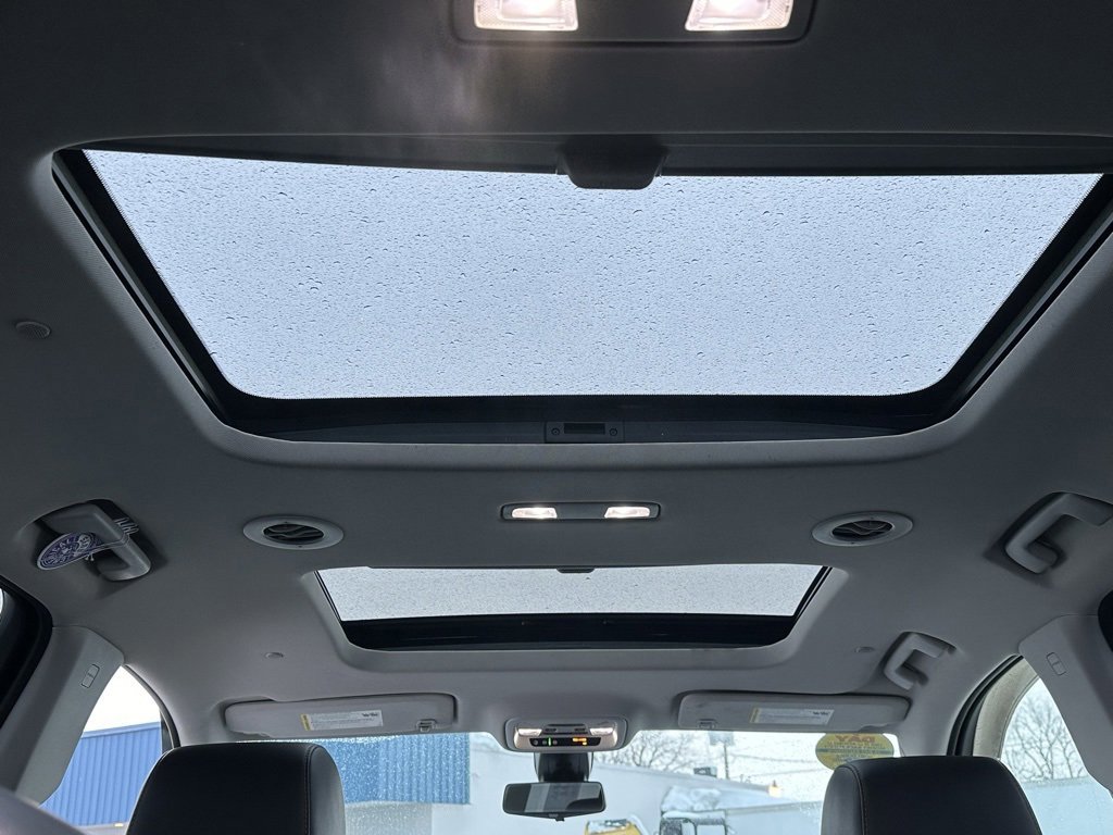 Used 2019 Chevrolet Traverse Premier w/ Driver Confidence II Package image 36