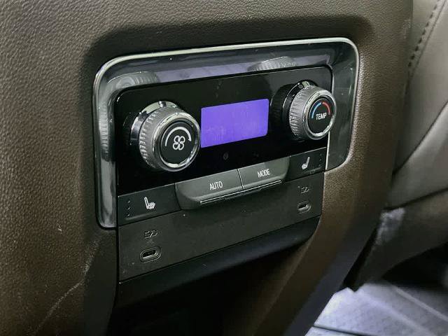 Used 2025 Chevrolet Tahoe Z71 w/ Z71 Off-Road Package AWD/4WD image 13