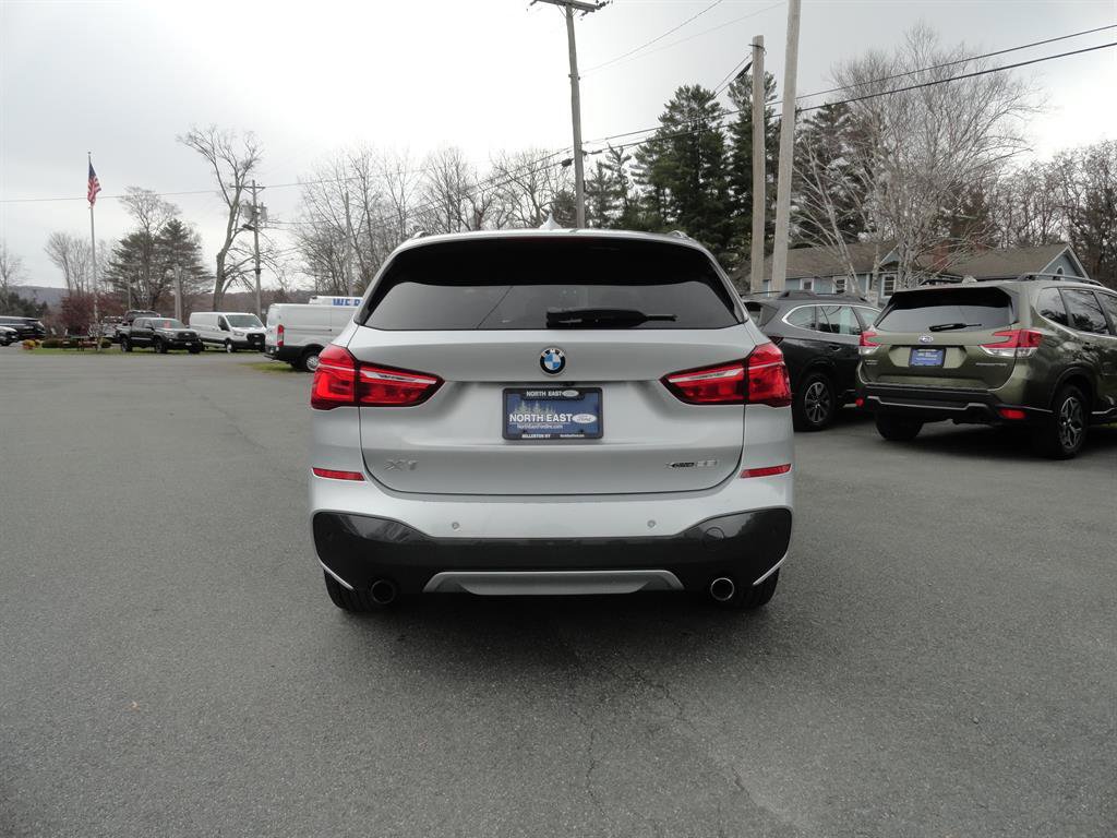 Used 2019 BMW X1 xDrive28i w/ M Sport Package image 4