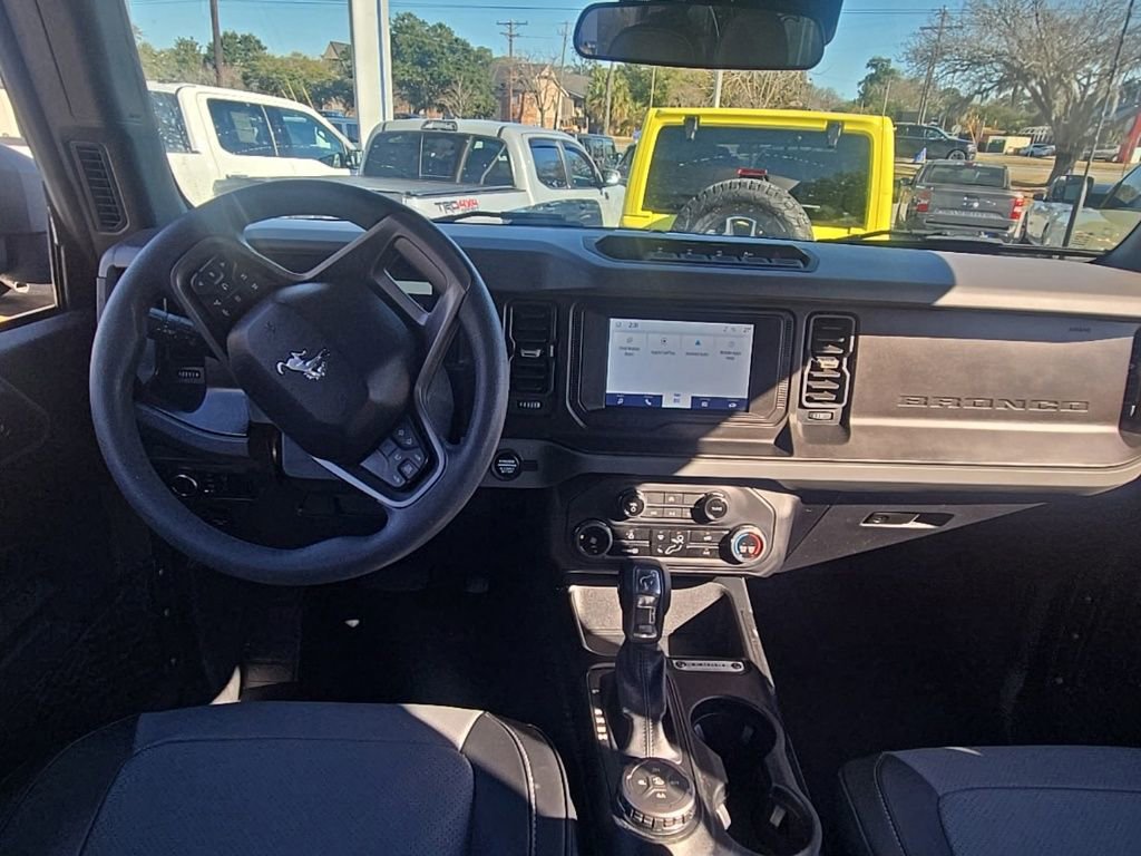 Certified 2023 Ford Bronco Base w/ Sasquatch Package image 22