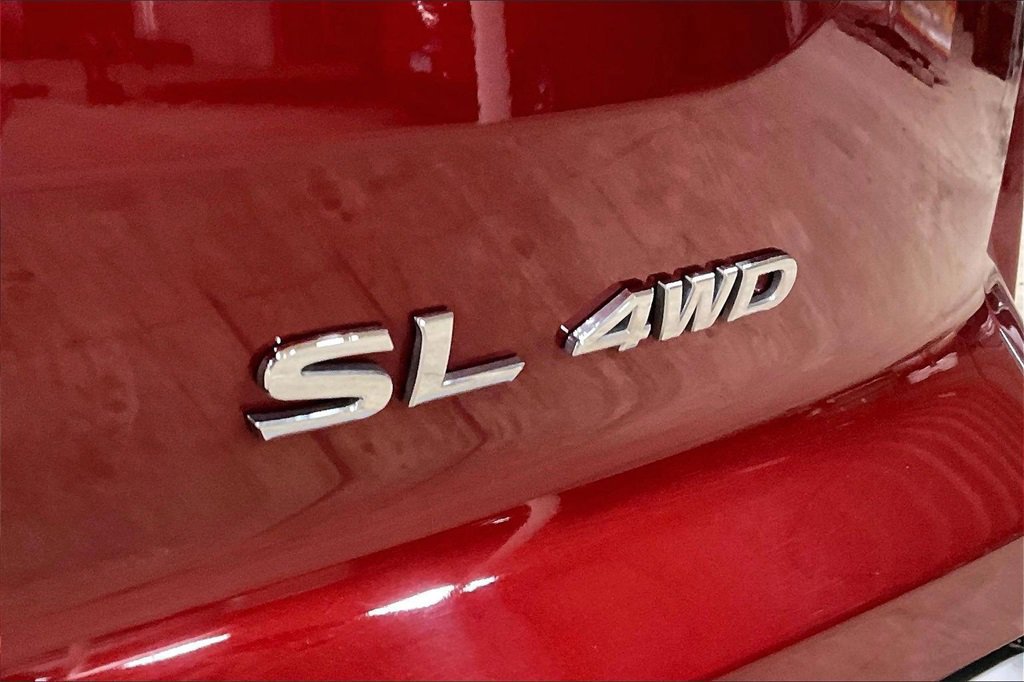 Used 2023 Nissan Pathfinder SL image 10