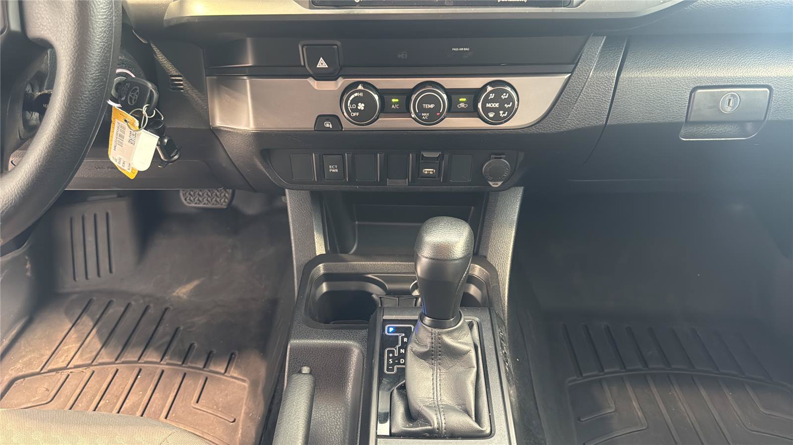 Used 2023 Toyota Tacoma SR w/ SR Convenience Package RWD image 25