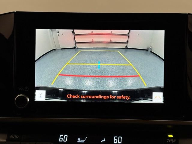 Used 2025 Toyota Camry LE FWD image 25