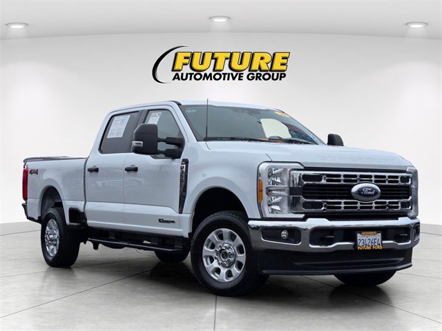 Certified 2023 Ford F350 XLT image 1