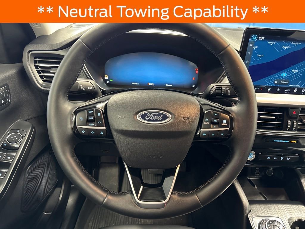 Certified 2025 Ford Escape Platinum w/ Premium Technology Package image 26