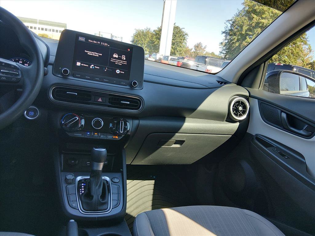 Used 2023 Hyundai Kona SEL AWD/4WD image 12