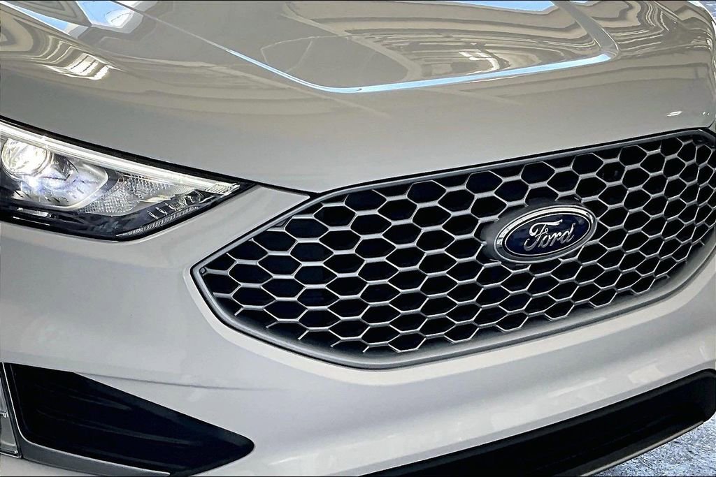 Certified 2023 Ford Edge SEL w/ Convenience Package AWD/4WD image 30