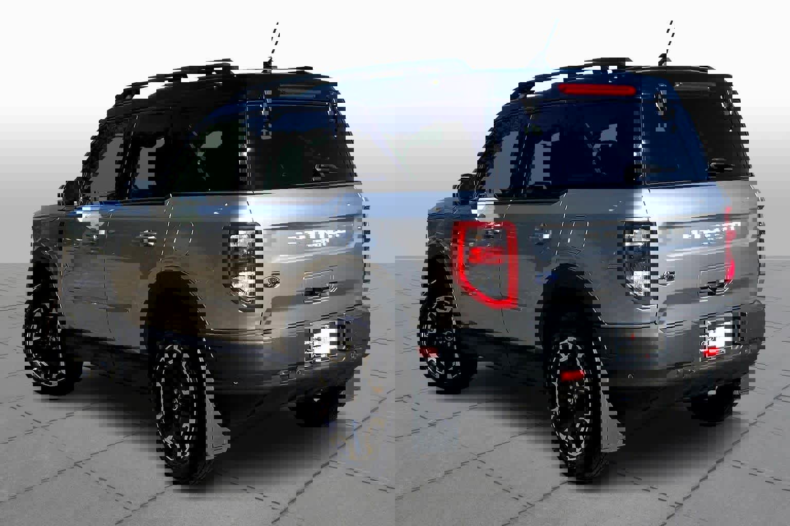 Certified 2023 Ford Bronco Sport Outer Banks image 2