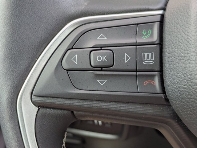Used 2024 Jeep Grand Cherokee Altitude AWD/4WD image 16