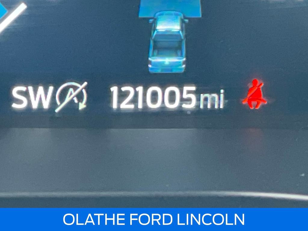 Certified 2021 Ford F150 Lariat w/ Equipment Group 502A High image 19