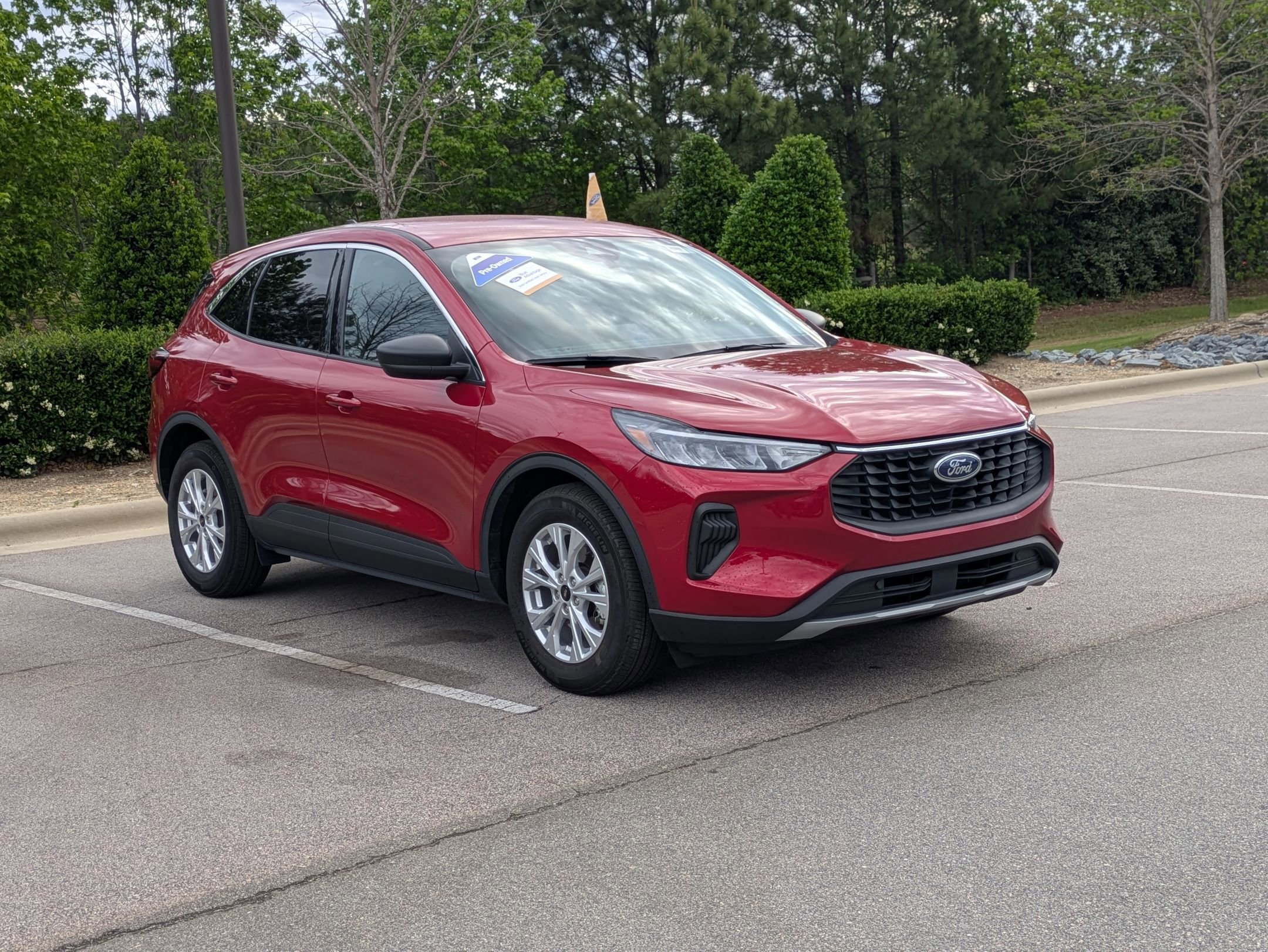 Certified 2023 Ford Escape Active w/ Cold Weather Package FWD image 8