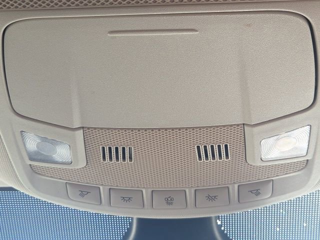 Certified 2024 Ford Edge SE w/ Black Appearance Package image 30