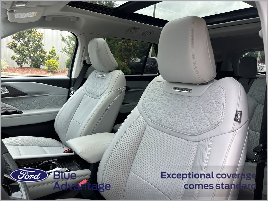 Certified 2025 Ford Explorer Platinum w/ Ultimate Package AWD/4WD image 11