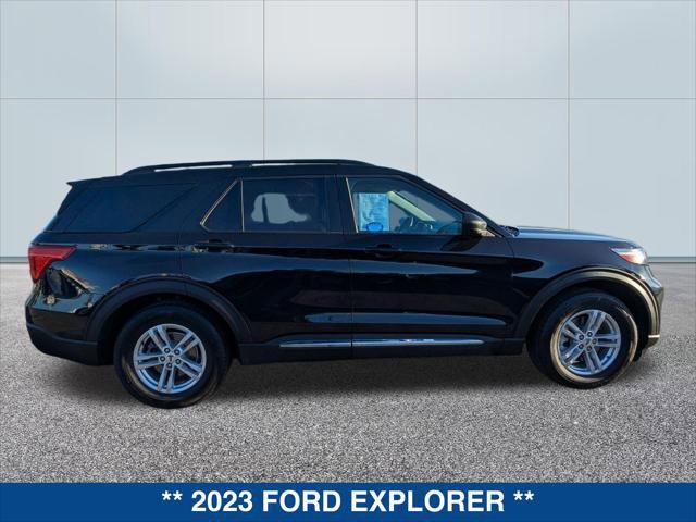 Certified 2023 Ford Explorer XLT w/ Equipment Group 202A image 2