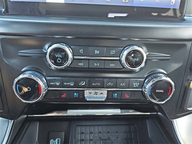 Certified 2023 Ford F150 Platinum w/ Equipment Group 701A High image 25