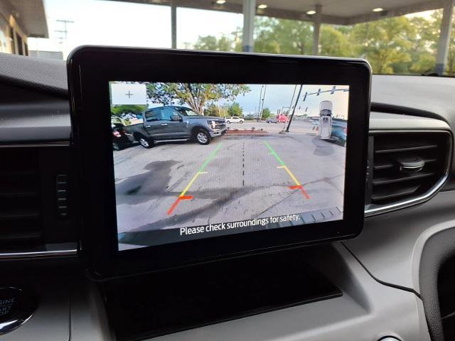 Certified 2024 Ford Explorer XLT w/ Equipment Group 202A AWD/4WD image 17