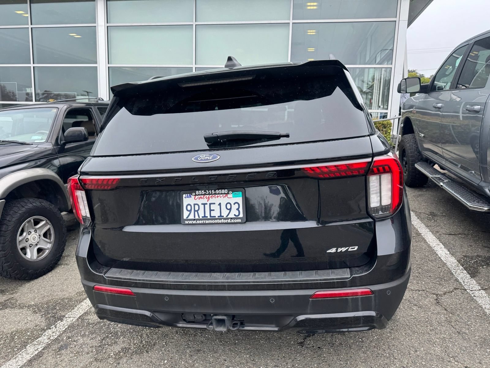 Certified 2025 Ford Explorer ST-Line AWD/4WD image 6