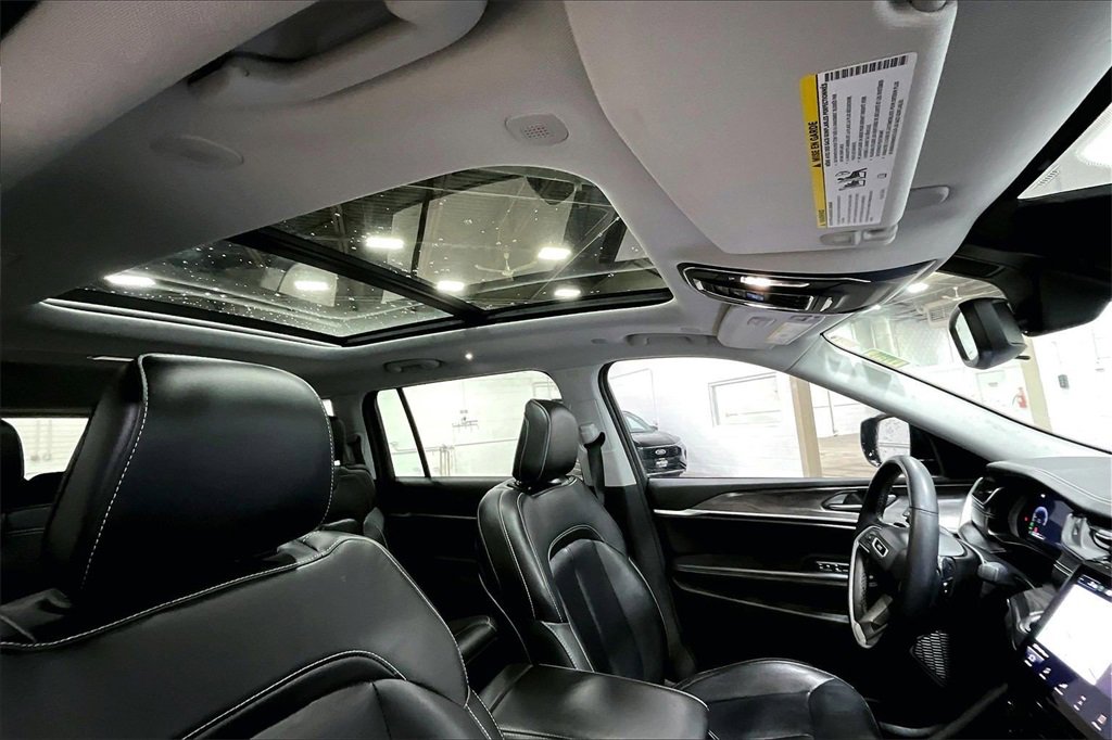 Used 2021 Jeep Grand Cherokee L Limited image 21