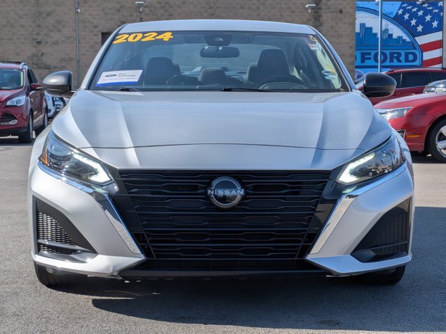 Used 2024 Nissan Altima 2.5 SV FWD image 9