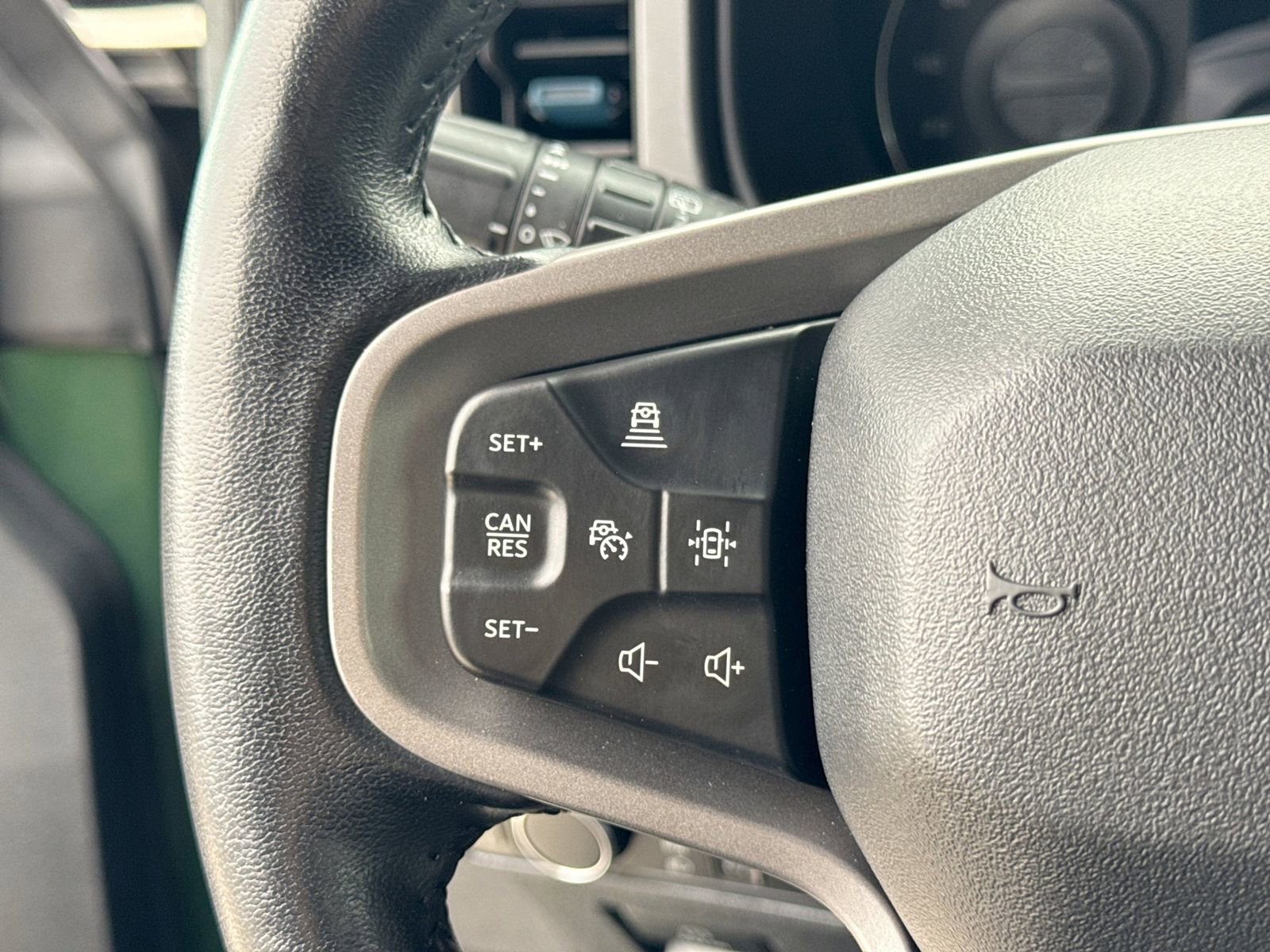 Certified 2022 Ford Bronco Wildtrak AWD/4WD image 28