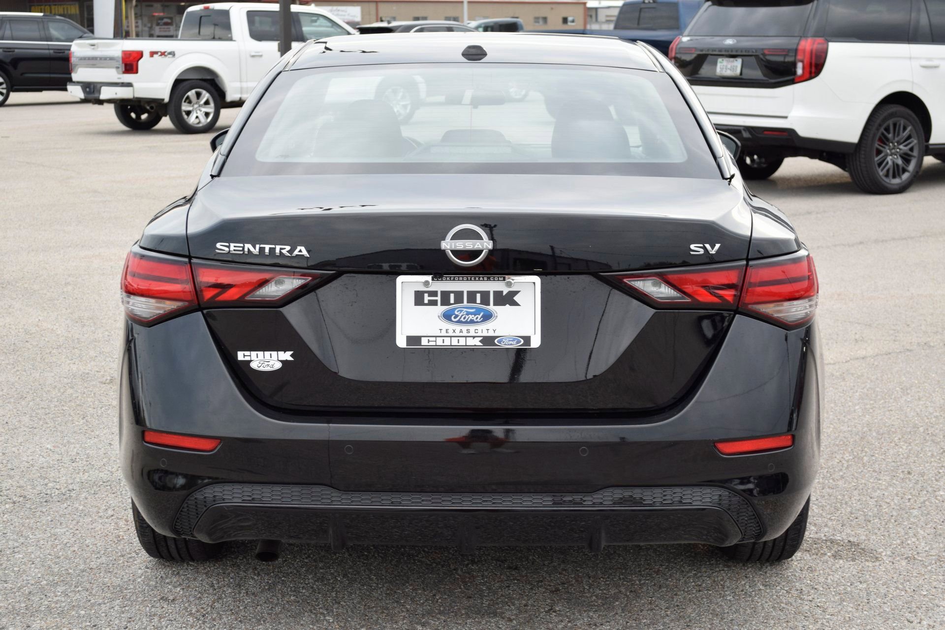 Used 2024 Nissan Sentra SV image 9