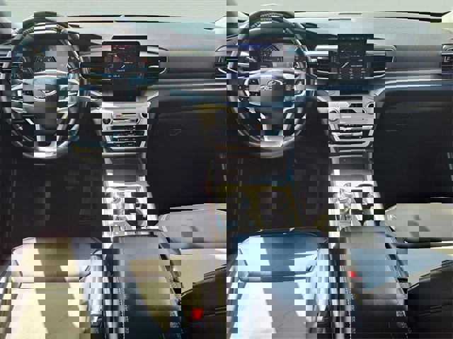 Certified 2024 Ford Explorer XLT w/ Equipment Group 202A image 12