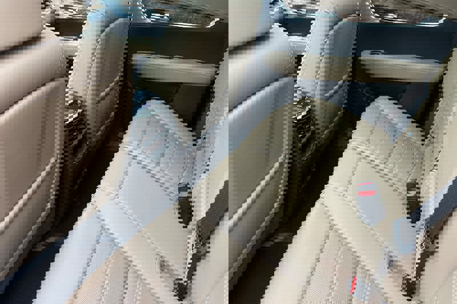 Used 2024 Cadillac XT5 Premium Luxury w/ Platinum Package image 10