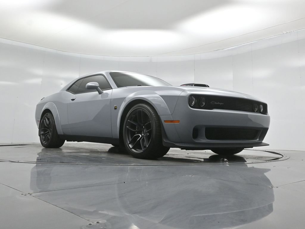 Used 2021 Dodge Challenger R/T Scat Pack RWD image 5