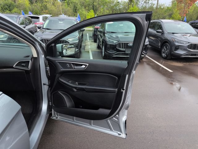 Certified 2024 Ford Edge SEL w/ Convenience Package AWD/4WD image 14
