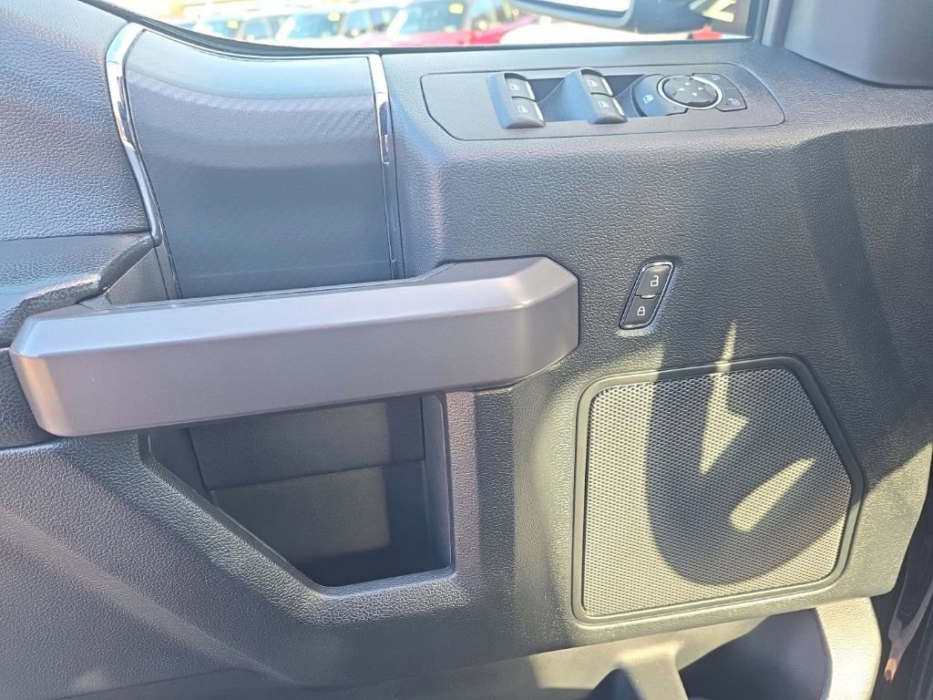 Certified 2019 Ford F150 XLT w/ Equipment Group 302A Luxury image 16