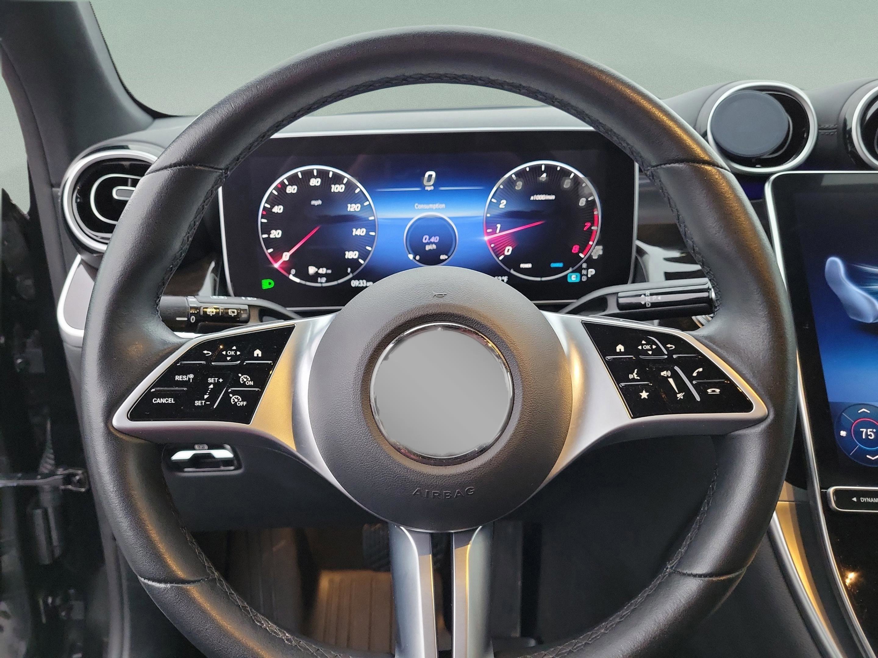 Used 2023 Mercedes-Benz GLC 300 GLC 300 image 18