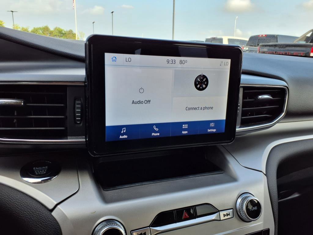 Certified 2022 Ford Explorer XLT w/ Equipment Group 202A image 19