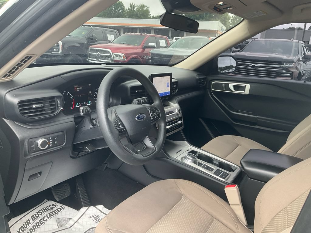 Certified 2021 Ford Explorer 2WD image 15
