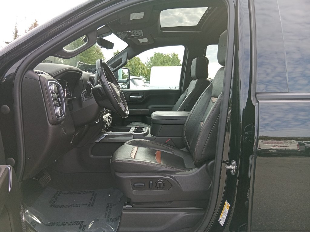 Used 2023 GMC Sierra 2500 AT4 w/ AT4 Premium Plus Package AWD/4WD image 17