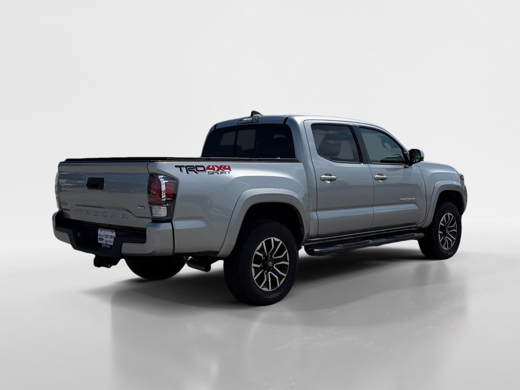 Used 2023 Toyota Tacoma TRD Sport AWD/4WD image 5