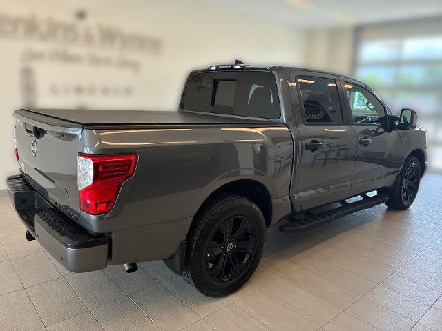 Used 2024 Nissan Titan SV w/ SV Convenience Package AWD/4WD image 2