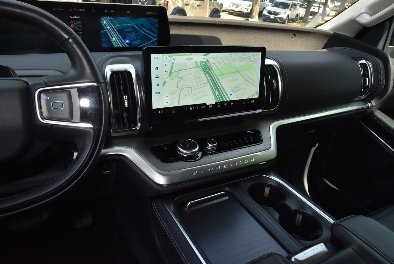 Certified 2025 Ford Expedition Max Platinum AWD/4WD image 27